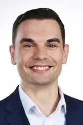 Dr. iur. HSG Fabian Mörtl
